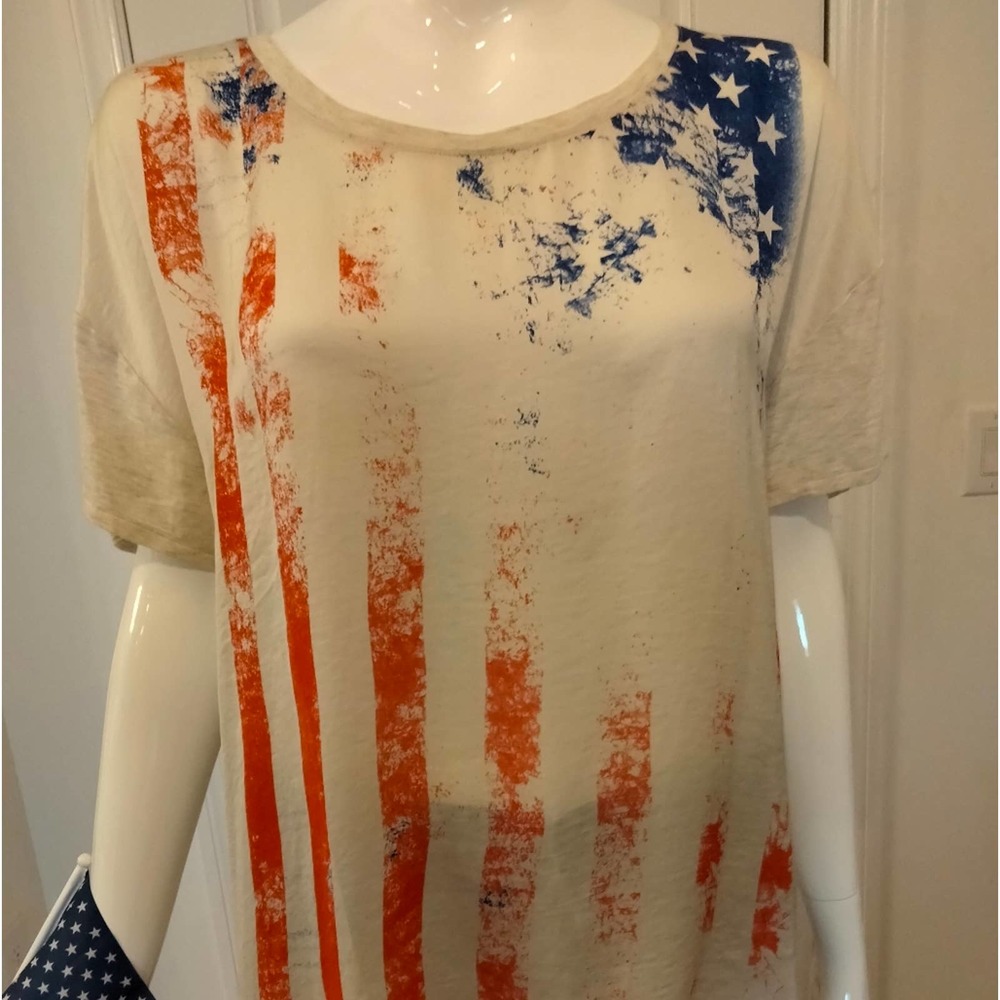 DEPT 222 red, white, blue t shirt. XL
